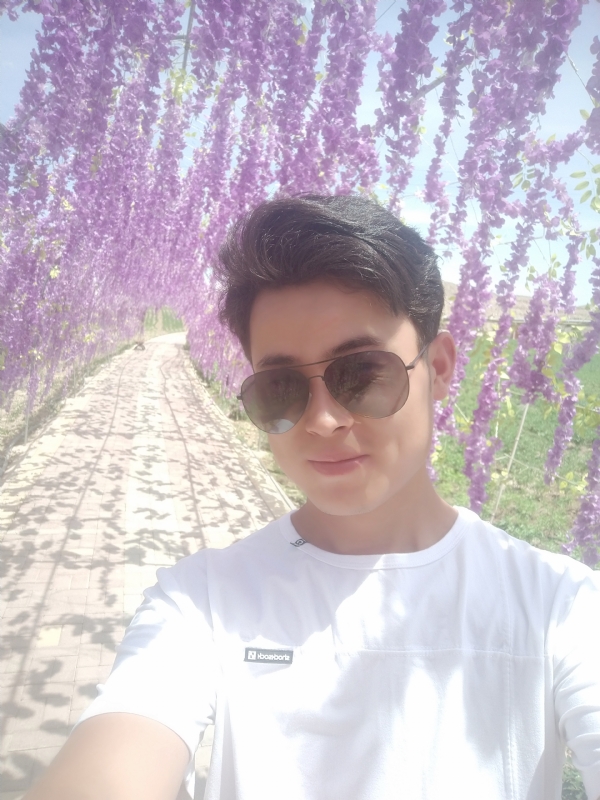 既往的第二张照片--潍坊相亲服务中心