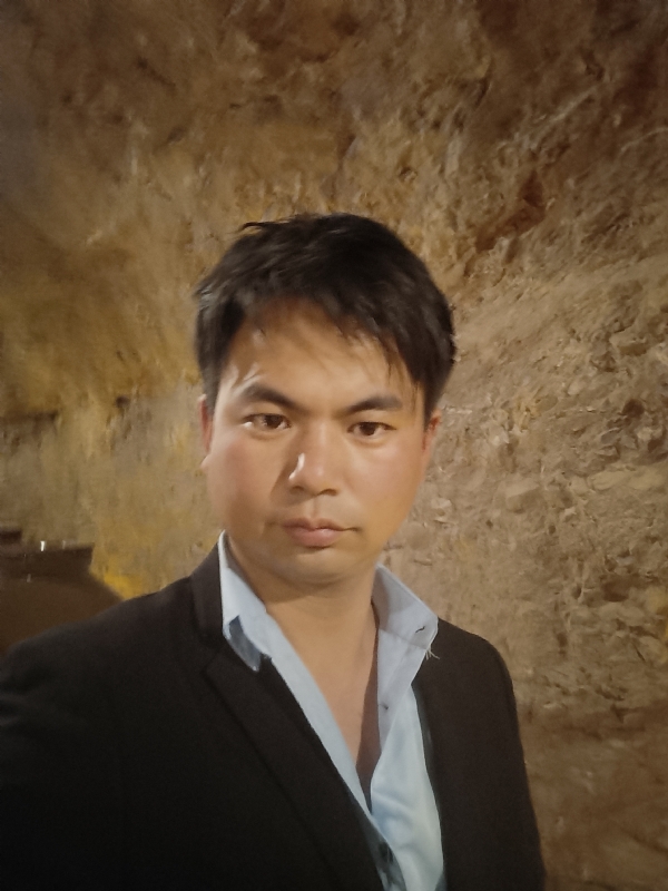 晚点的第二张照片--潍坊相亲服务中心