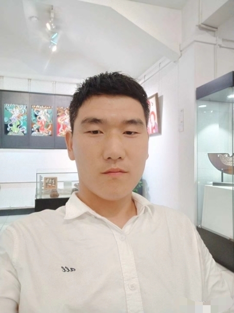 自律人生的第一张照片--潍坊相亲服务中心