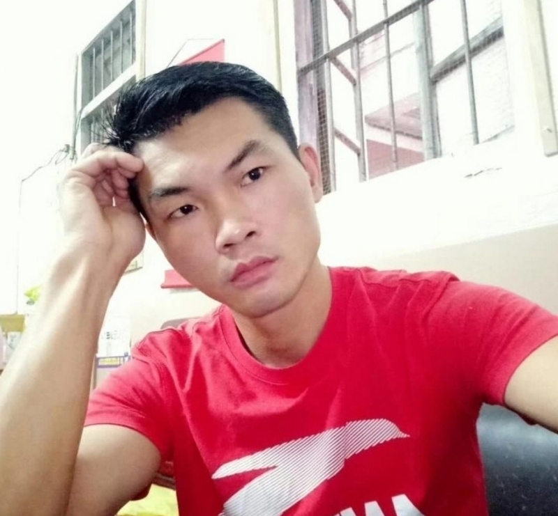 英俊的台灯的第一张照片--潍坊相亲服务中心