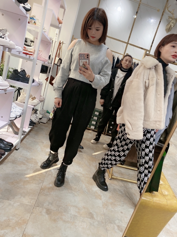 媛媛的第二张照片--潍坊相亲服务中心