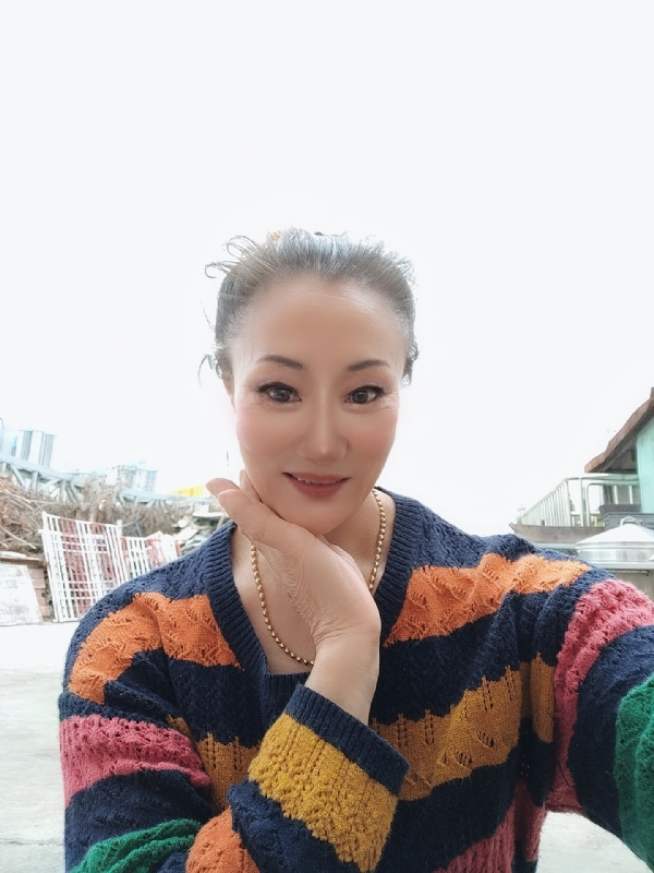 燕子的第四张照片--潍坊相亲服务中心