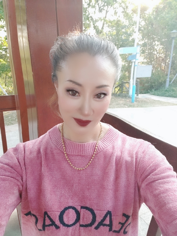 燕子的第五张照片--潍坊相亲服务中心