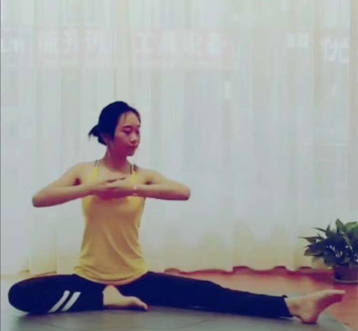 静静子的第一张照片--潍坊相亲服务中心