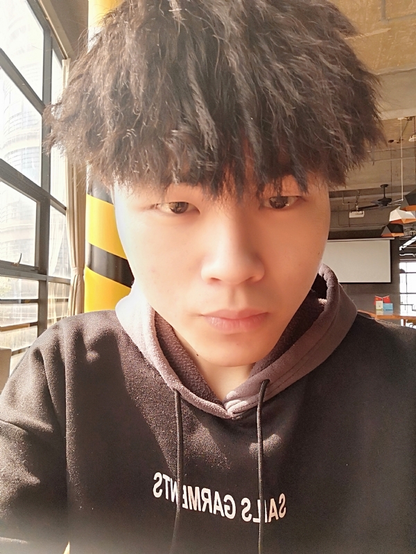 阿荡的第一张照片--潍坊相亲服务中心