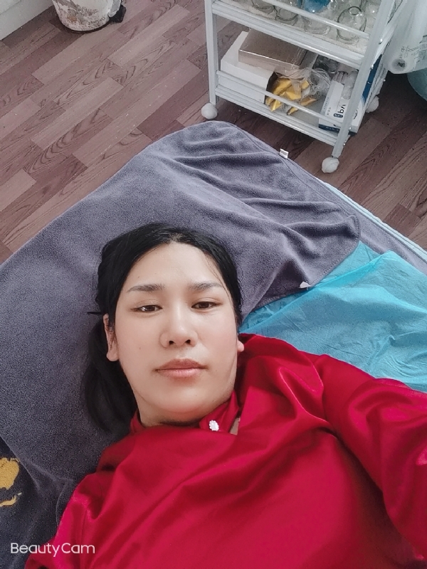 枫叶的第一张照片--潍坊相亲服务中心