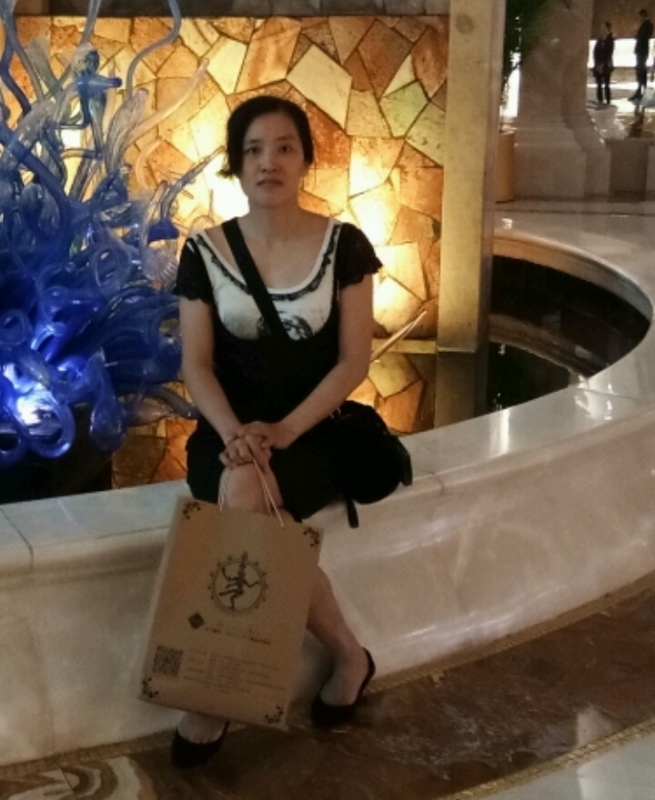 Anna的第二张照片--潍坊相亲服务中心