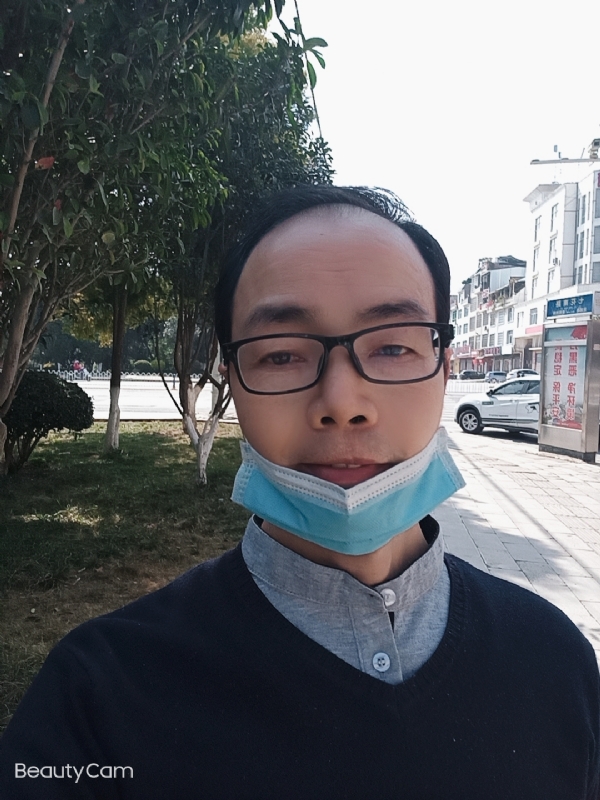 开心生活的第一张照片--潍坊相亲服务中心