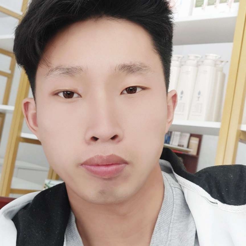 波澜不惊的第一张照片--潍坊相亲服务中心