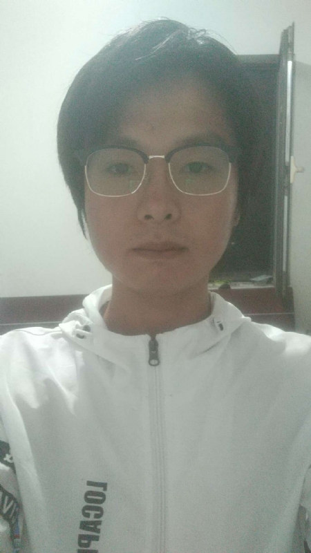 轻吻的第一张照片--潍坊相亲服务中心