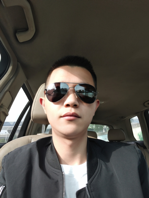 葛先生的第二张照片--潍坊相亲服务中心