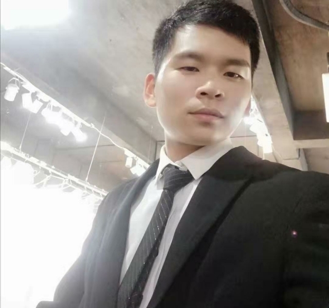 凌晨三点三分的第三张照片--潍坊相亲服务中心