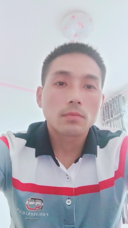 染红尘世的第二张照片--潍坊相亲服务中心