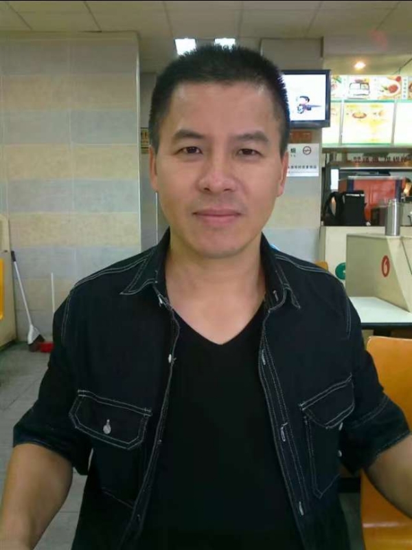 享受孤独的第一张照片--潍坊相亲服务中心