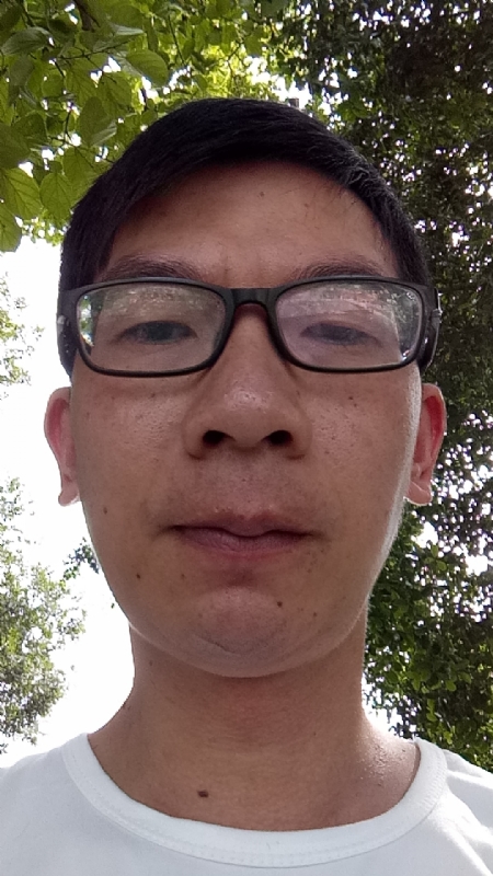 奋斗的第一张照片--潍坊相亲服务中心