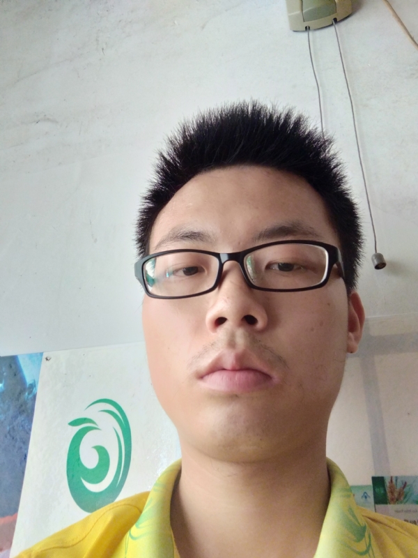 舒荷的第一张照片--潍坊相亲服务中心