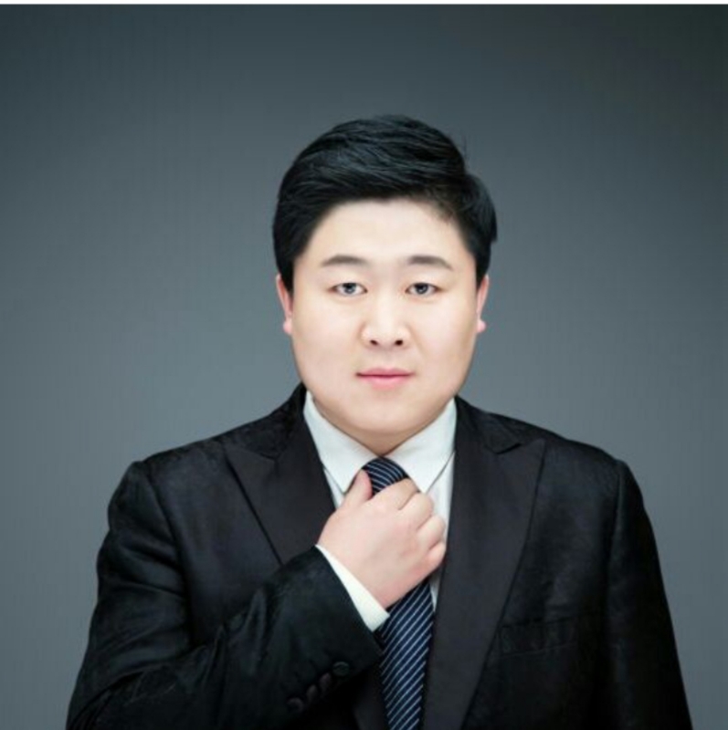 迷途小书童的第一张照片--潍坊相亲服务中心