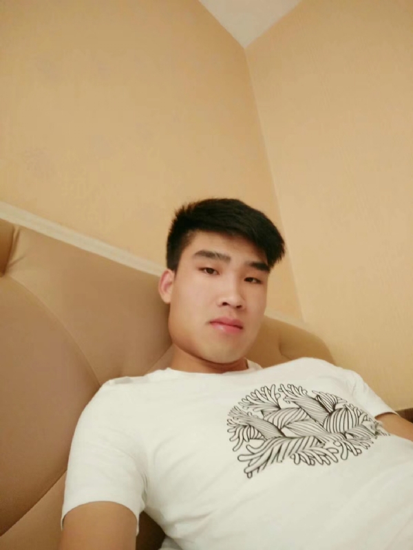 谁不曾孤单上路的第二张照片--潍坊相亲服务中心