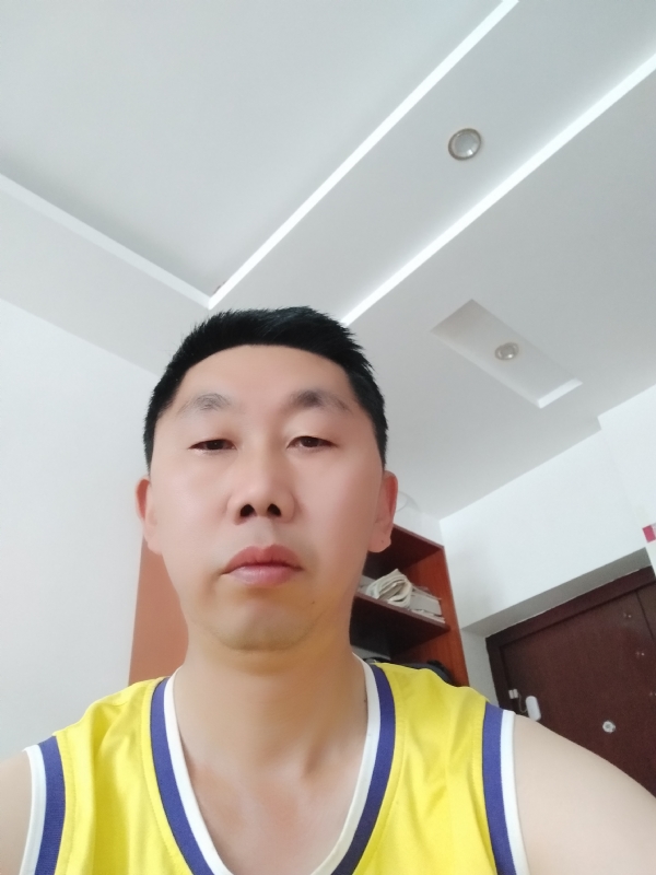 写尽半生纸上酸的第一张照片--潍坊相亲服务中心