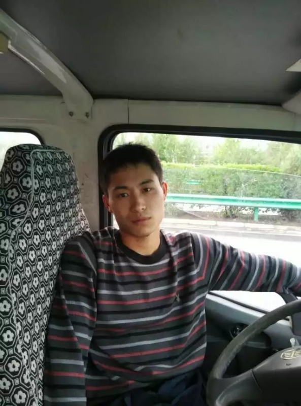 桦树林的第一张照片--潍坊相亲服务中心