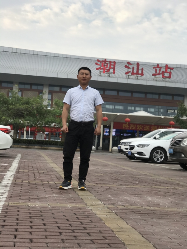 健华的第三张照片--潍坊相亲服务中心