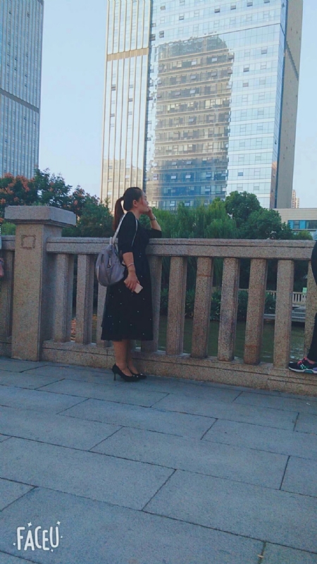 清秋的第二张照片--潍坊相亲服务中心