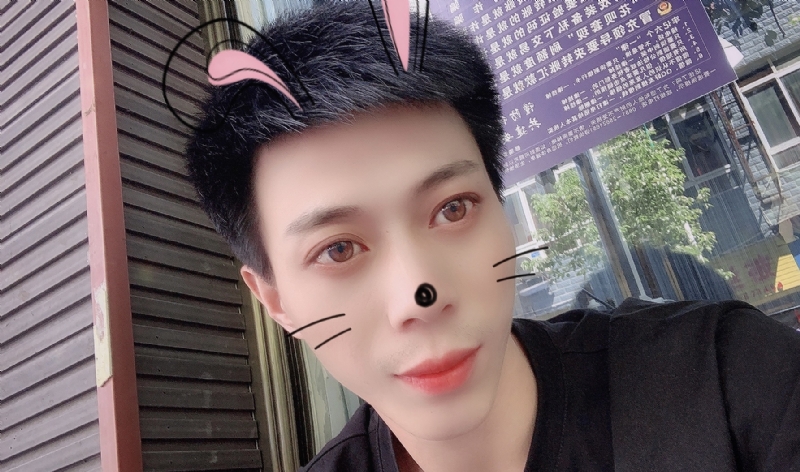 酒伴你的第一张照片--潍坊相亲服务中心