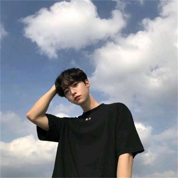 不忘初心的第一张照片--潍坊相亲服务中心