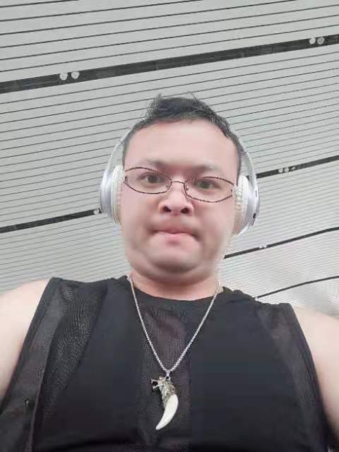 醉叶孤城的第一张照片--潍坊相亲服务中心