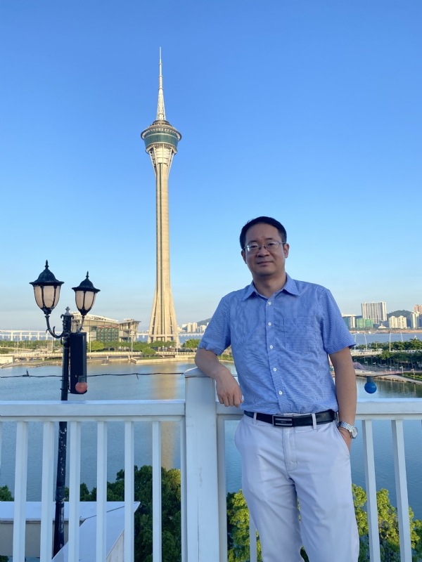 Yangyi的第二张照片--潍坊相亲服务中心