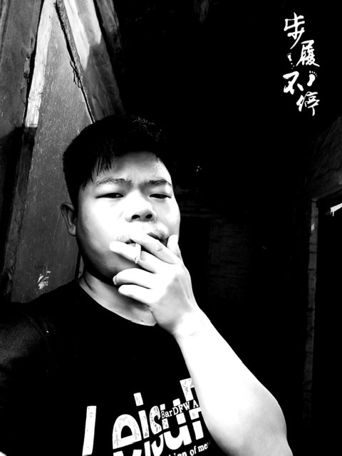 一見鍾情的第三张照片--潍坊相亲服务中心