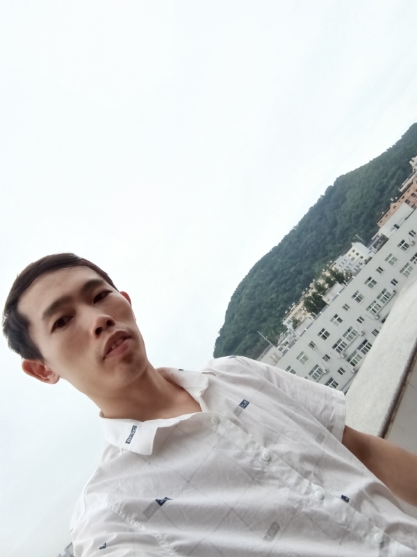 会飞的鱼的第一张照片--潍坊相亲服务中心