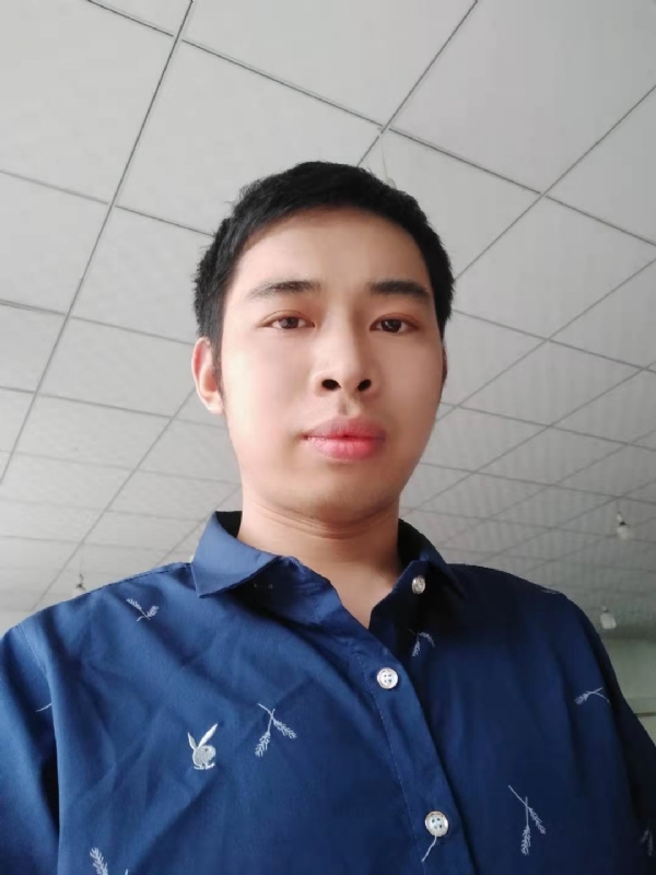 啊辉的第一张照片--潍坊相亲服务中心