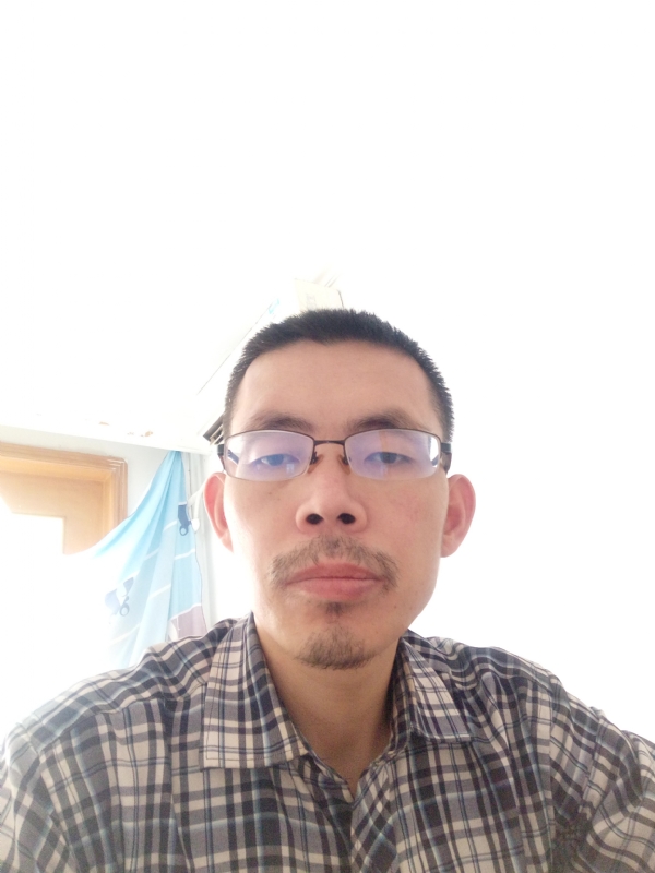 芳华的第一张照片--潍坊相亲服务中心