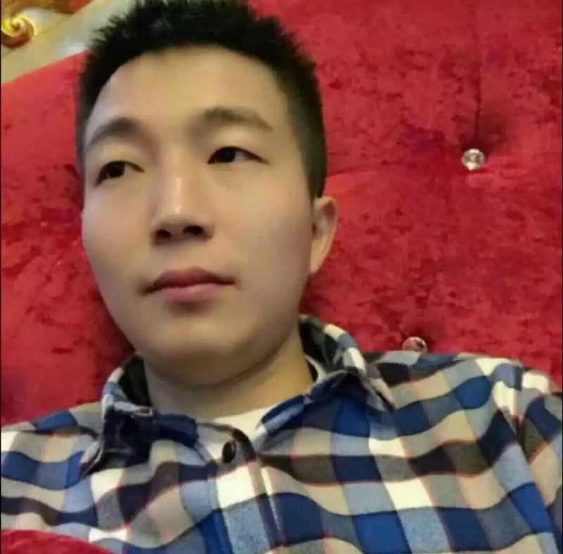 崩塌的信仰的第一张照片--潍坊相亲服务中心