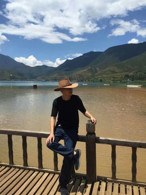 剑胆琴音的第一张照片--潍坊相亲服务中心