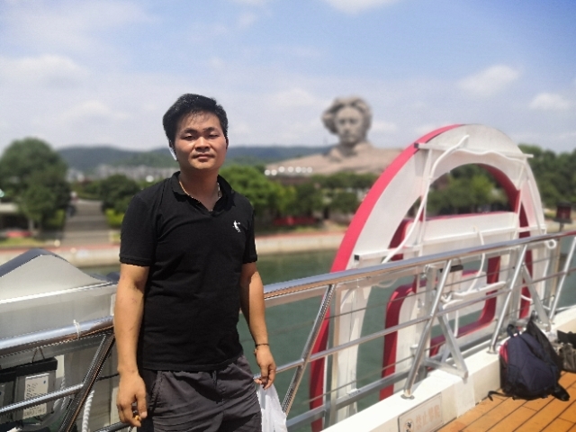 龙的传人的第一张照片--潍坊相亲服务中心