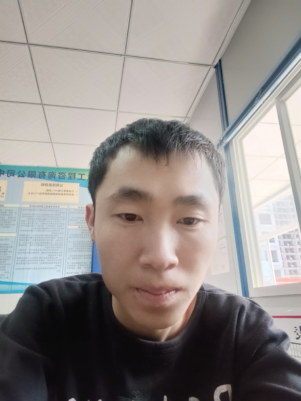 小哥哥的第二张照片--潍坊相亲服务中心