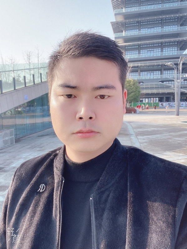 南心遥的第一张照片--潍坊相亲服务中心