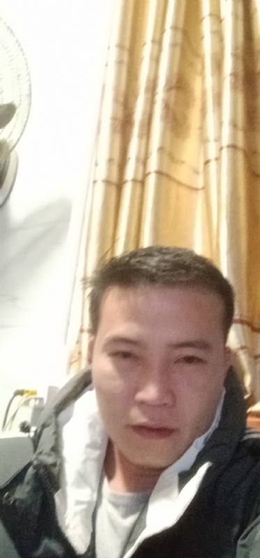 一个人的烟火的第一张照片--潍坊相亲服务中心