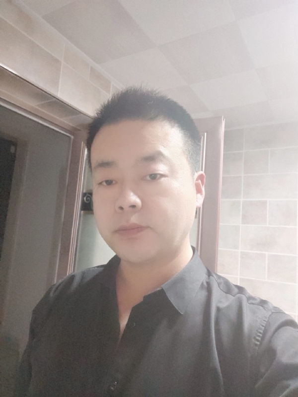 yangyongpingaoi的第二张照片--潍坊相亲服务中心