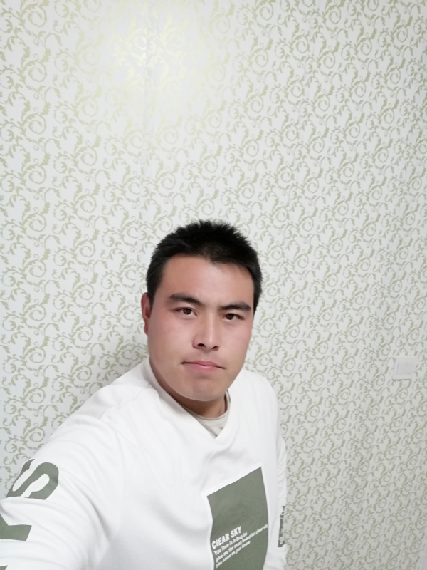 看草莓在跳舞的第一张照片--潍坊相亲服务中心