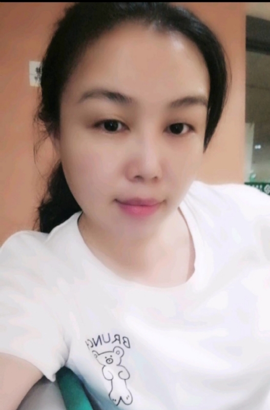 淡淡的云的第一张照片--潍坊相亲服务中心