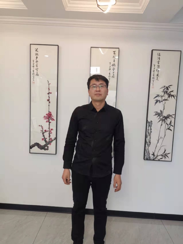 情义比天高的第一张照片--潍坊相亲服务中心