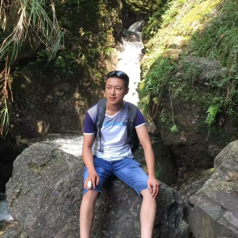 人杰地也灵的第一张照片--潍坊相亲服务中心