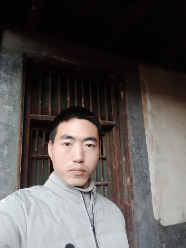 嫁与娶的第一张照片--潍坊相亲服务中心