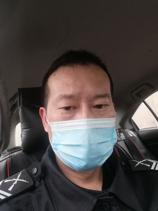 不会躲的刺猬的第一张照片--潍坊相亲服务中心