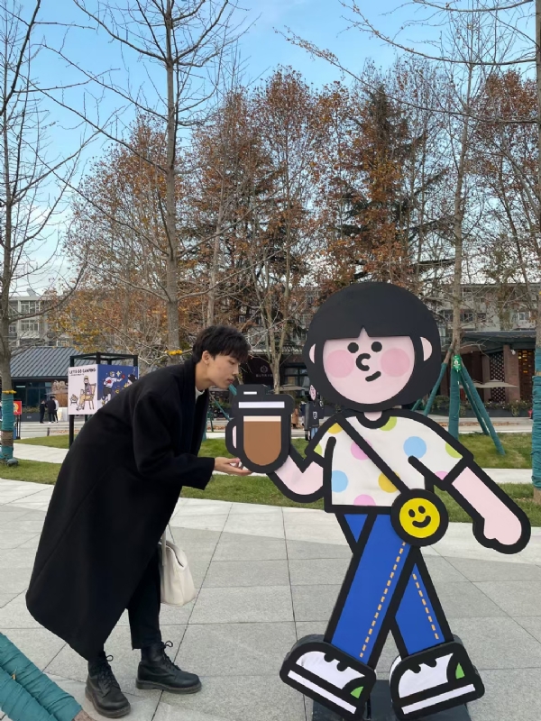 啊哈的第一张照片--潍坊相亲服务中心