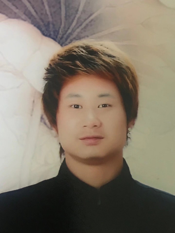 咮辛的第一张照片--潍坊相亲服务中心