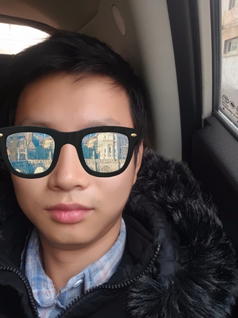 请问揉揉头的第一张照片--潍坊相亲服务中心